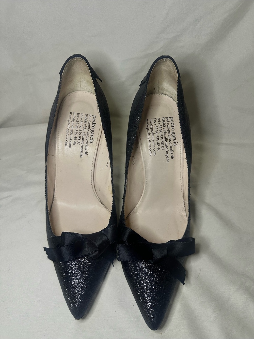 Pedro Garcia Black Glitter Pointed-Toe Bow Pumps
